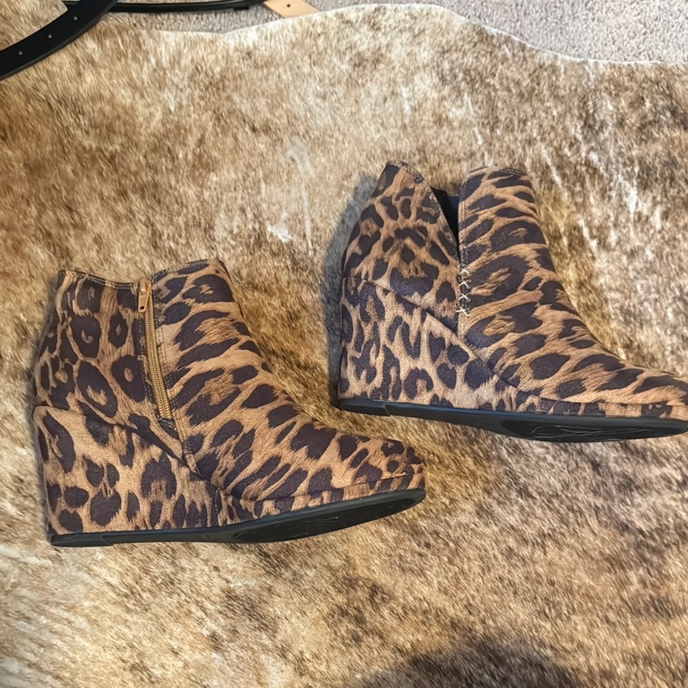 Rampage Brown Ankle Boots Suede Booties